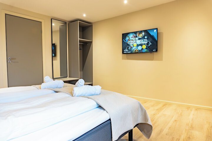 Room 25 of 46