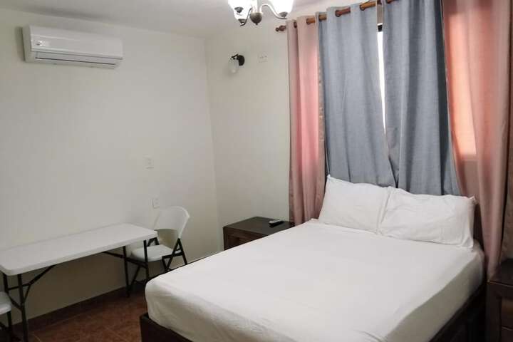 Room 12 of 35