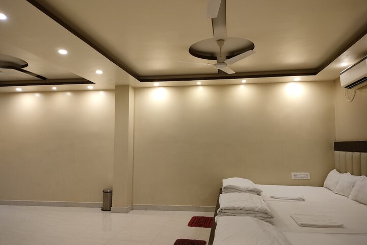 Room 92 of 150