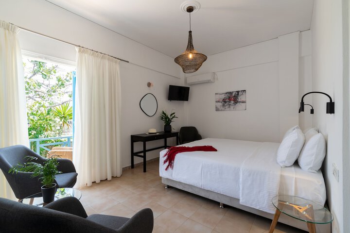 Room 18 of 46