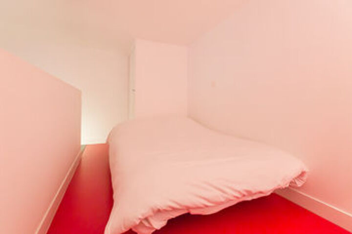 Room 47 of 189