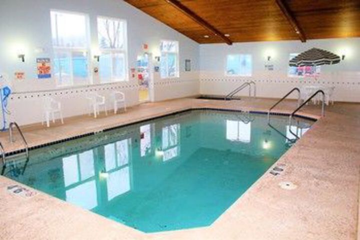 Pool 48 of 76