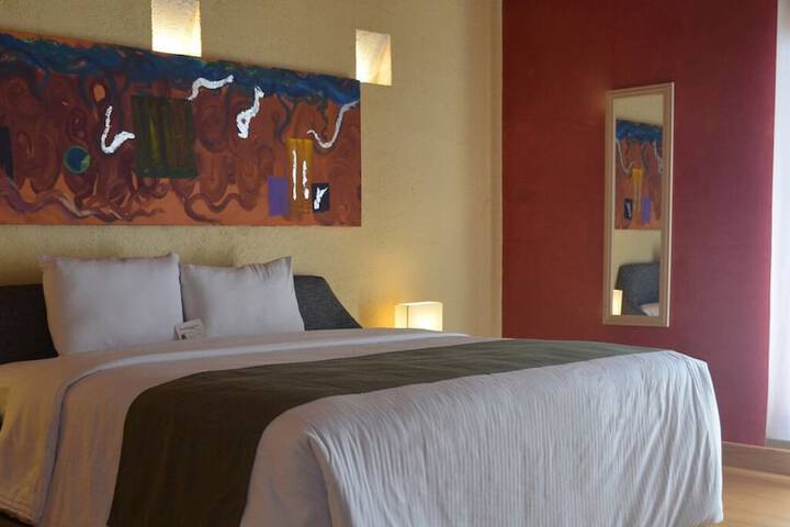 Room 27 of 64