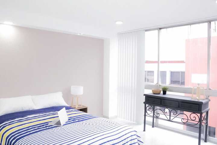 Room 11 of 21