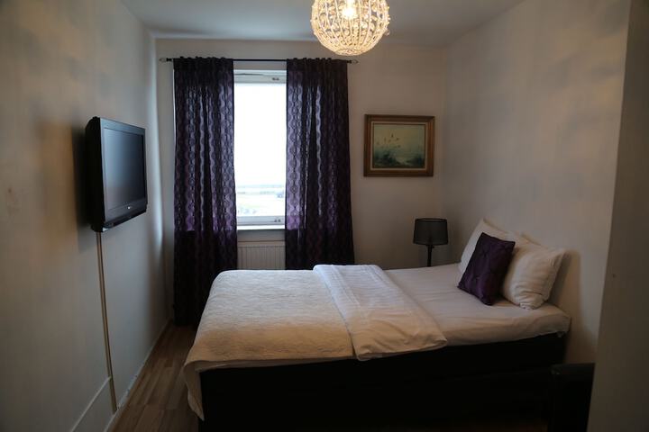Room 10 of 52