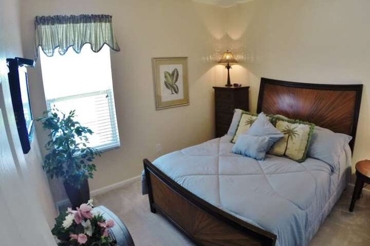 Room 10 of 68