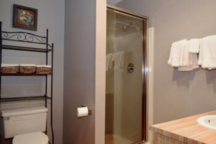 Room 4 of 29