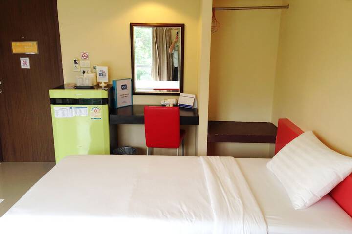 Room 14 of 36