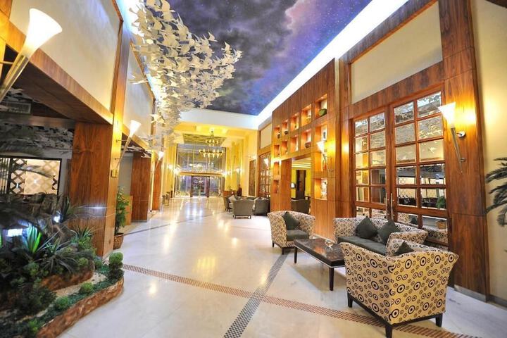 Hotel Lobby