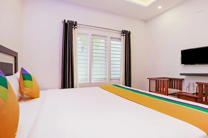 Room 13 of 29