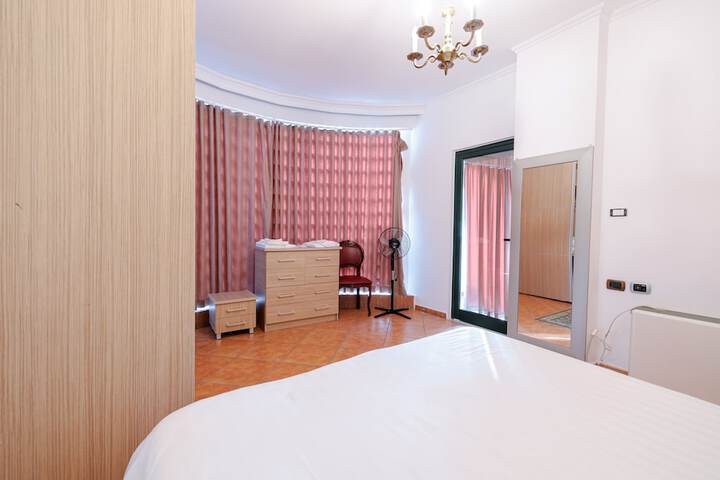 Room 11 of 49