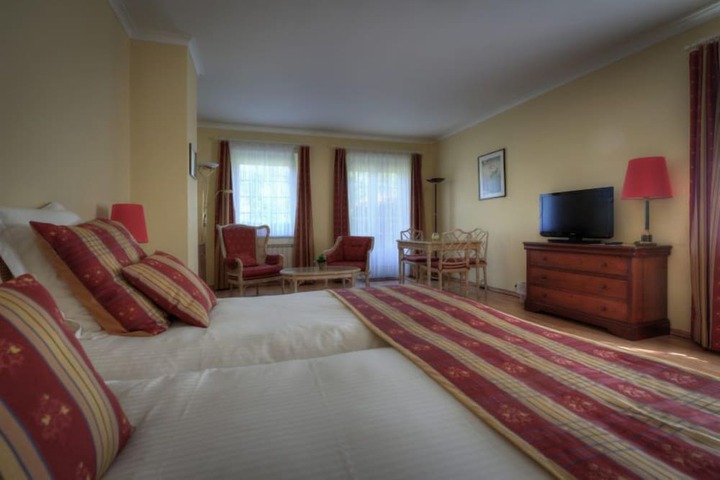 Room 20 of 39
