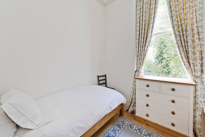 Lovely 2bed Flat in Chelsea With Exclusive Views