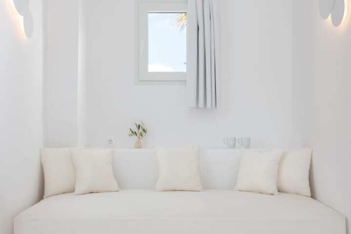 Room 12 of 40
