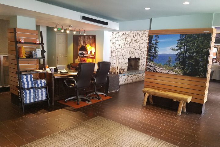 Check-in/check-out kiosk