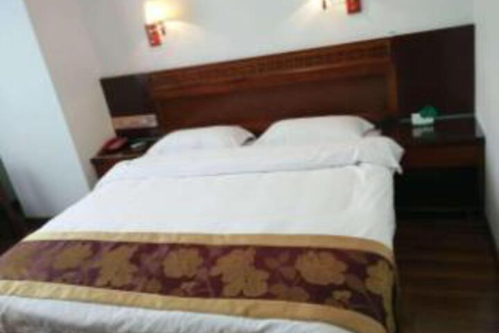 Xinlei Hotel