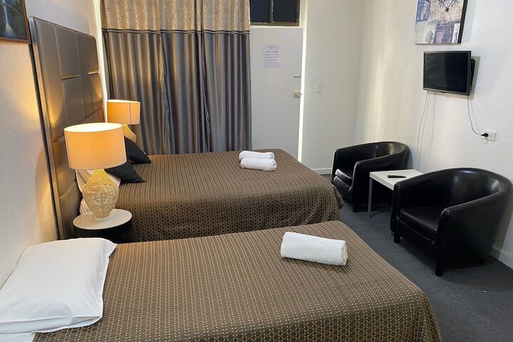 Room 10 of 52