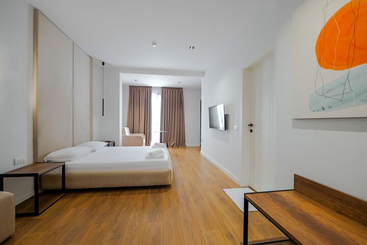 Room 25 of 52