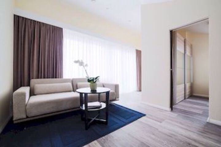 Room 26 of 27