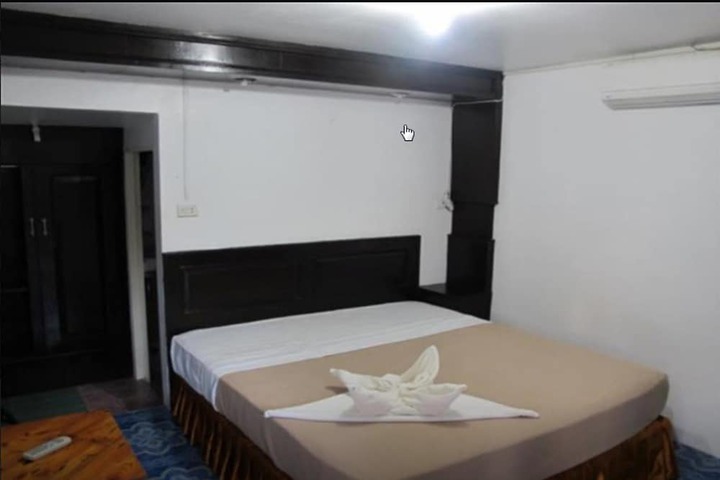 Room 3 of 14