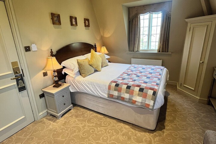 Room 18 of 68