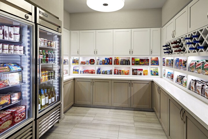 Snack bar