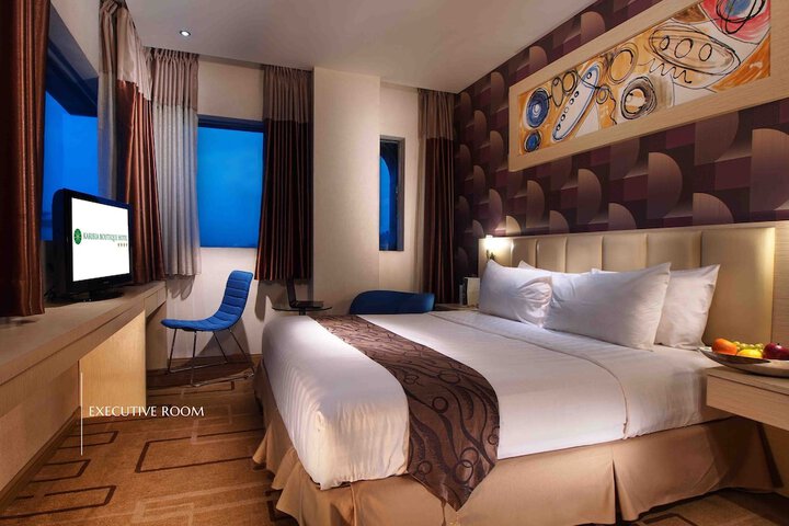Room 8 of 38