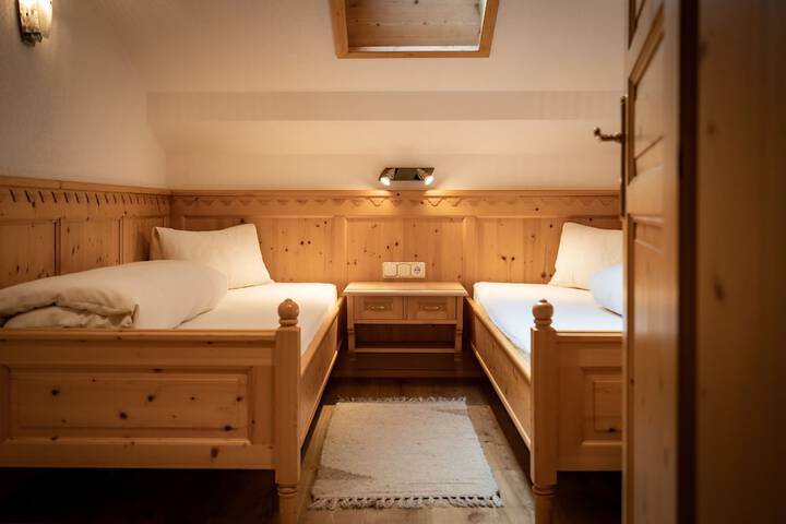 Room 17 of 63