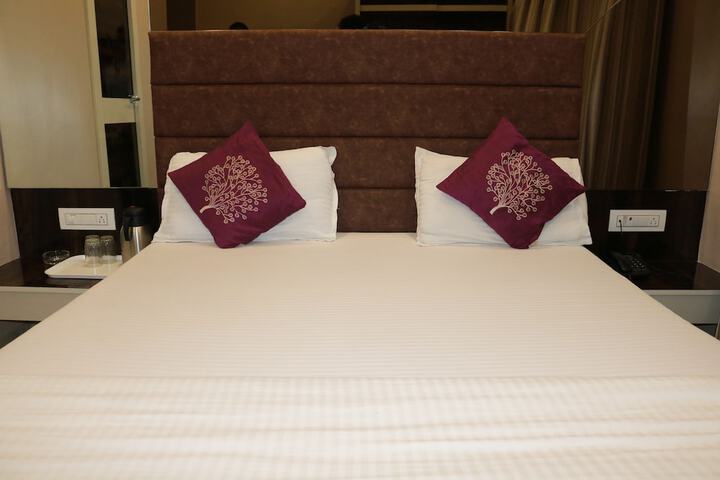 Room 8 of 24