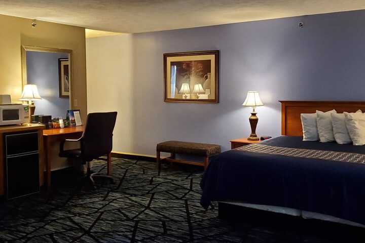 Room 15 of 53