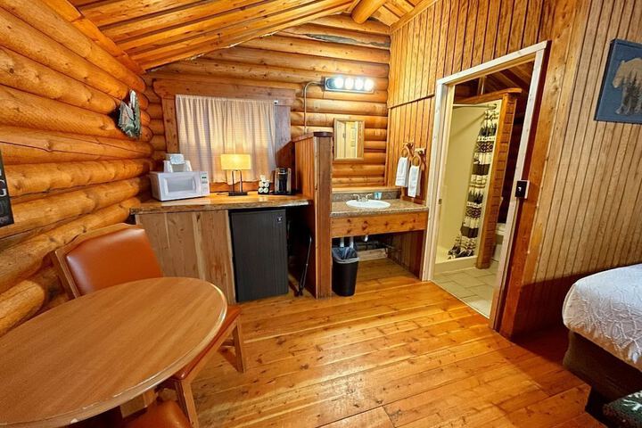 Room 42 of 140