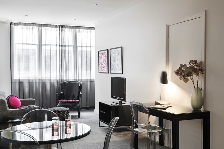 Room 17 of 26