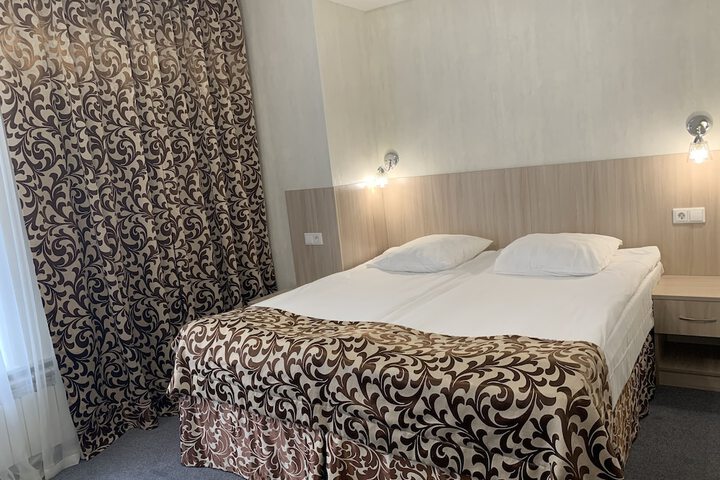 Room 7 of 62