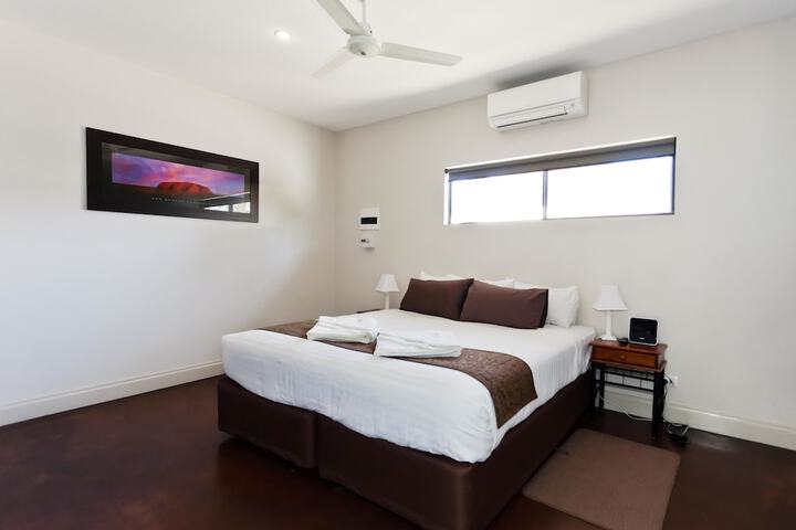 Room 14 of 36