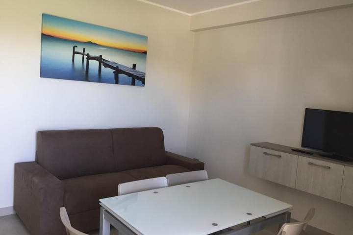 Room 6 of 22