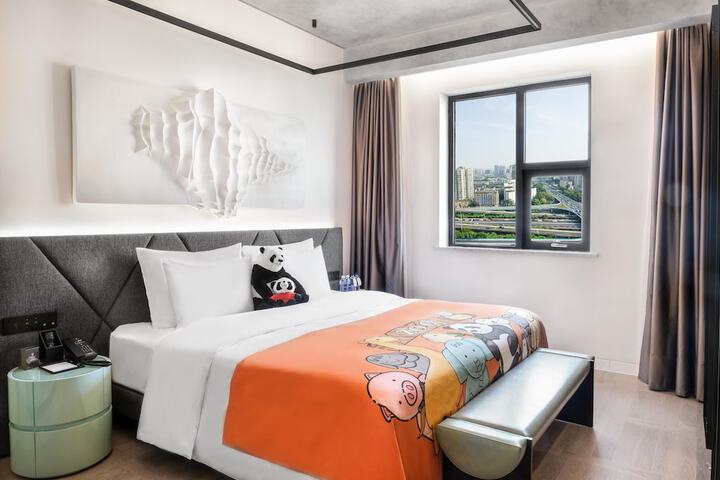 Room 66 of 225