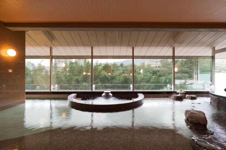 Pool 34 of 63