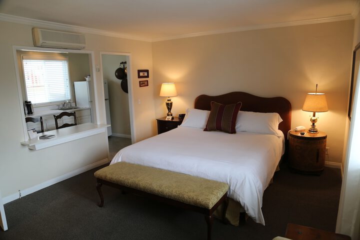 Room 17 of 70