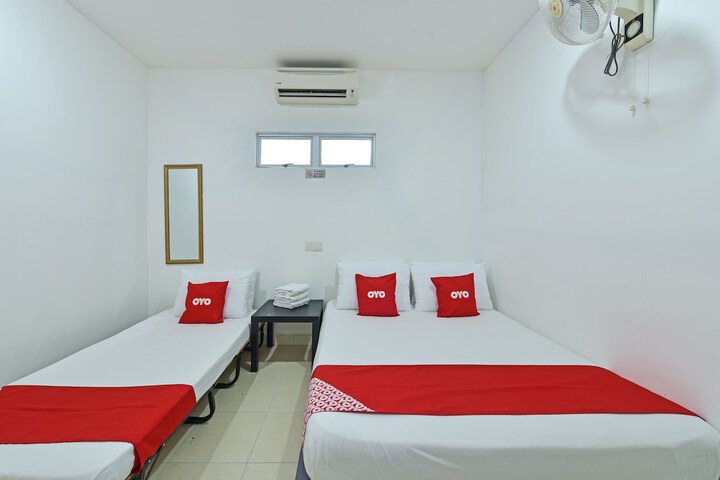 Room 14 of 28