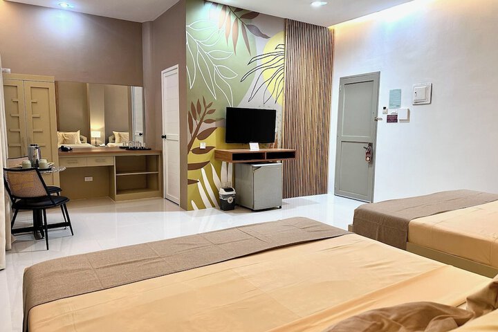 Room 12 of 72