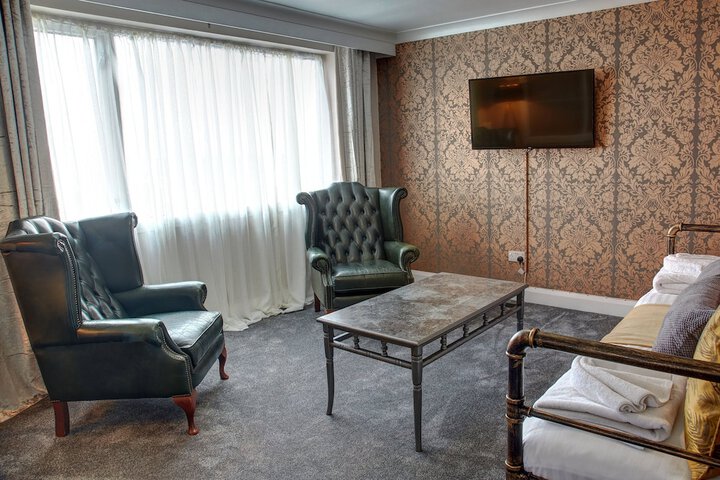 Room 36 of 70