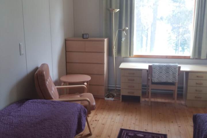 Room 13 of 23
