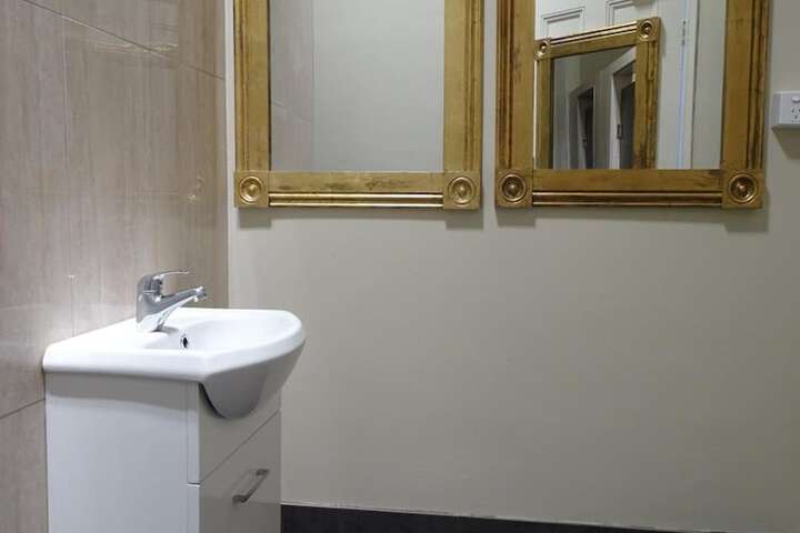 Room 14 of 31