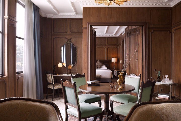 Room 15 of 40