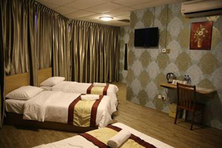 Room 19 of 26