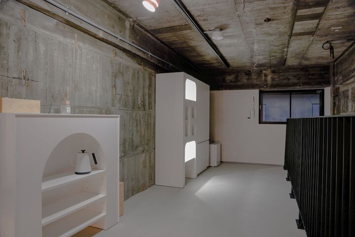 Room 4 of 31