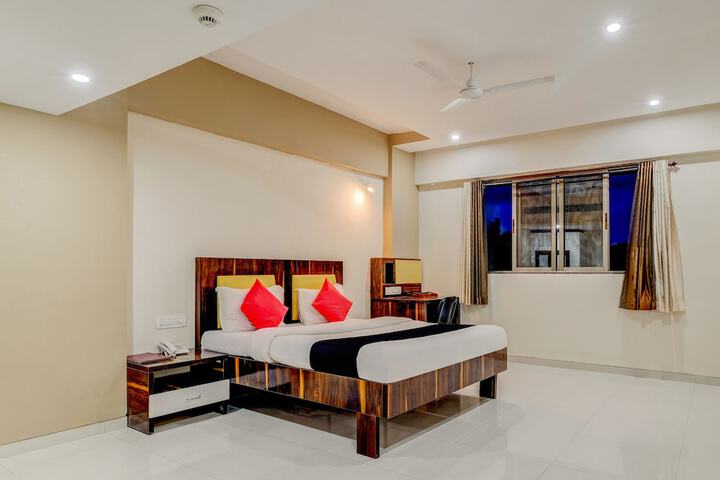 Room 5 of 40