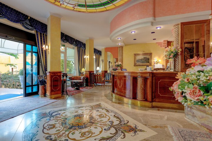Hotel Lobby