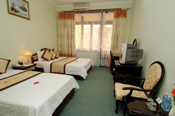 Room 16 of 31