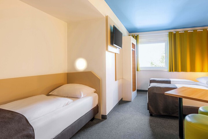 Room 7 of 29